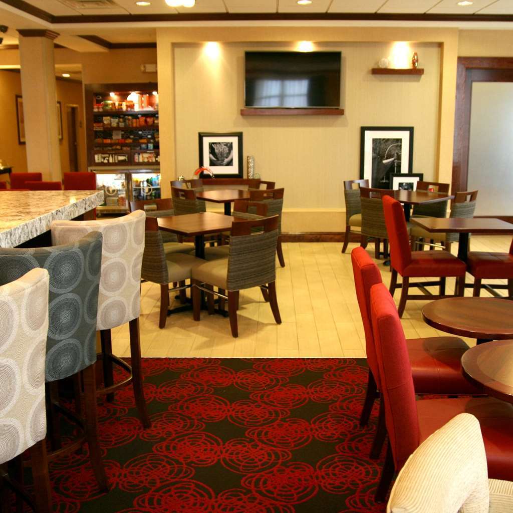Hotel Hampton By Hilton Lincoln 3*